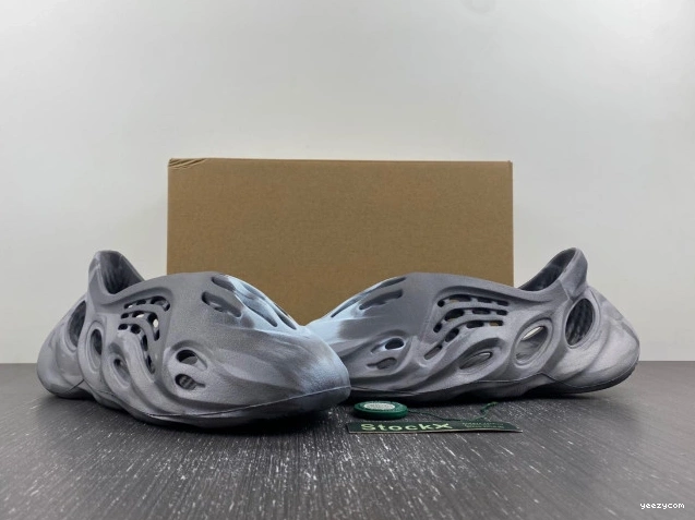 IE4931 MX RNR Foam Yeezy Granite Adidas 0306